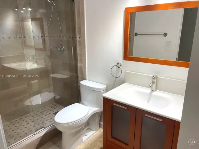 3-bedroom condo for rent in Sunny Isles Beach - 210 174th St 419 - MondialRealty