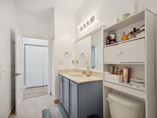 Home for rent at 148 SW 7th Court - photo 6897177