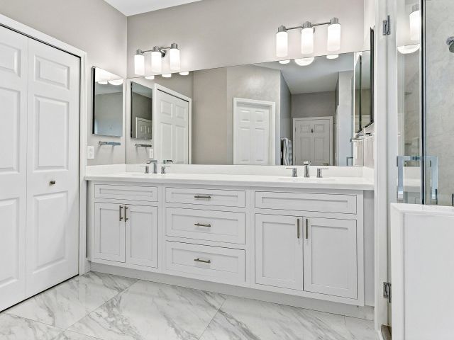 Home for rent at 12403 Cascades Pointe Drive - photo 6897111