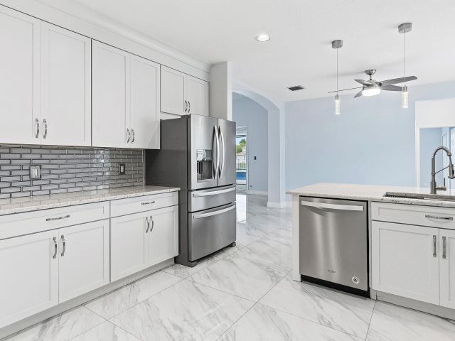 Home for rent at 12403 Cascades Pointe Drive - photo 6897116