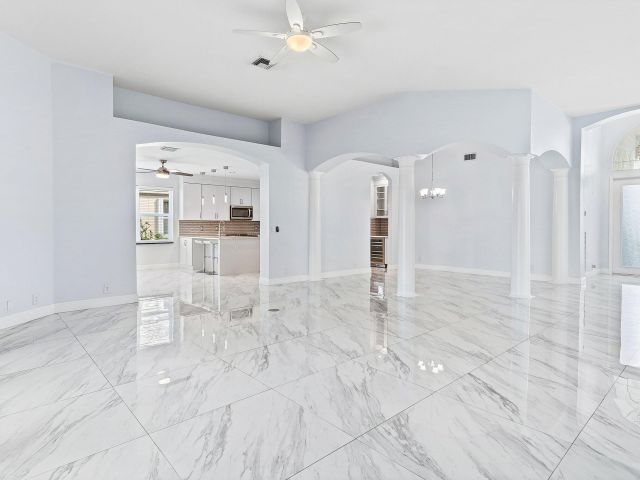 Home for rent at 12403 Cascades Pointe Drive - photo 6897121