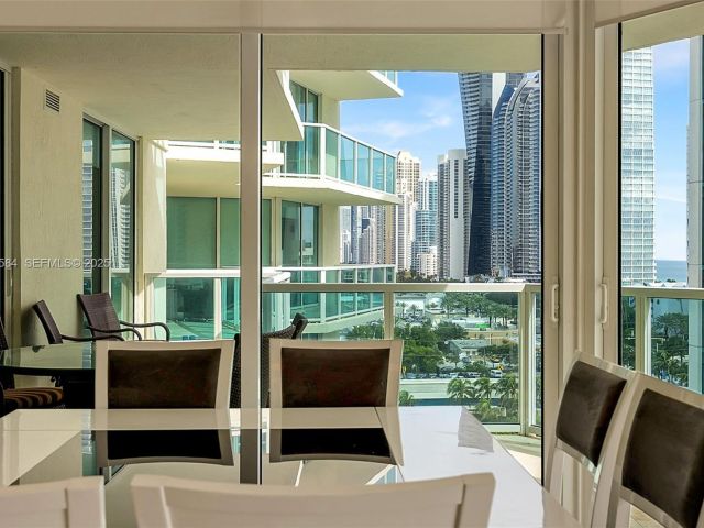 Apartment for sale  Unit #1-1006 - photo 6900537