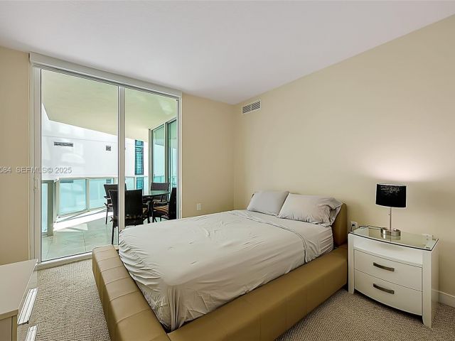 Apartment for sale  Unit #1-1006 - photo 6900547