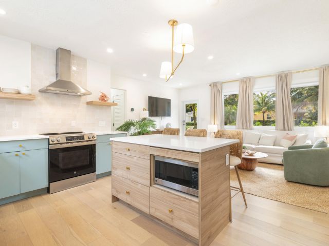 Home for sale at 353 Gregory Road - photo 6905584