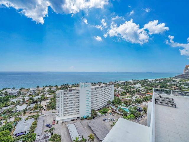 2-bedroom condo for sale in Fort Lauderdale - 2841 N Ocean Boulevard 1801 - MondialRealty