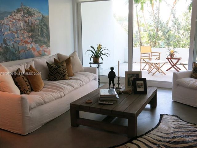 Apartment for rent  Unit #102 - photo 6901997