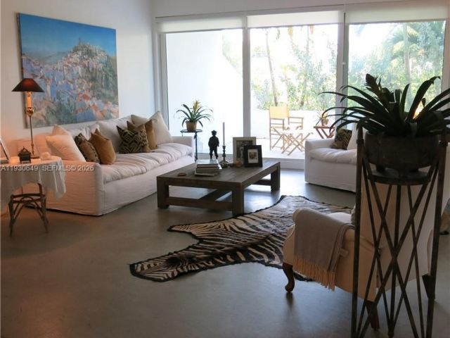 Apartment for rent  Unit #102 - photo 6902005