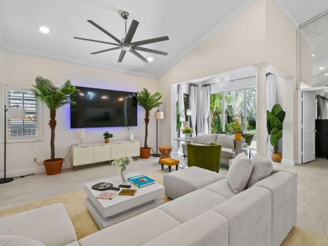 Home for sale at 9293 Heathridge Drive - photo 6899240