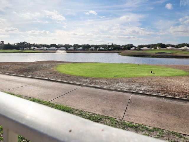 Home for rent at 1119 Avondale Court - photo 6899211