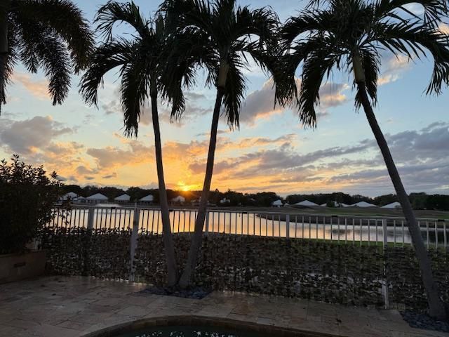 Home for rent at 1119 Avondale Court - photo 6899227