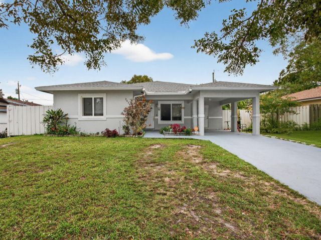 Home for sale at 2636 NW 9th Court - photo 6922194