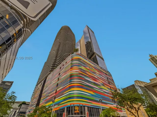 2-bedroom condo for sale in Miami - 801 S Miami Ave 1805 - MondialRealty