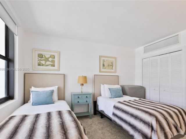 Apartment for rent  Unit #20V - photo 6898689