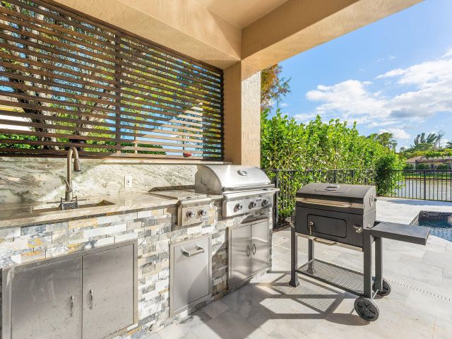 Home for sale at 8060 Woodslanding Trail - photo 6933431