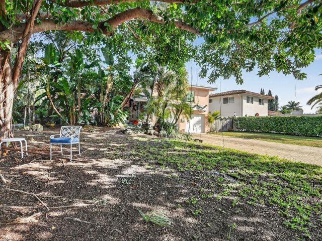 Home for sale at 460 SE 18th Avenue - photo 6901605