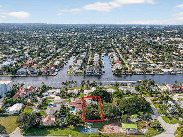 Home for sale at 460 SE 18th Avenue - photo 6901614