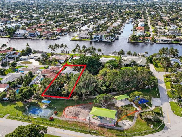 Home for sale at 460 SE 18th Avenue - photo 6901615