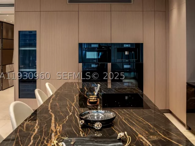 3-bedroom condo for sale in Bal Harbour - 10101 Collins Ave 4A - MondialRealty