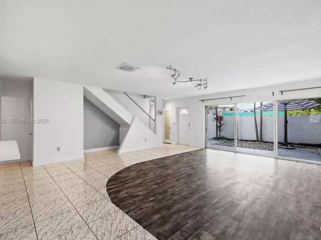 3-bedroom home for sale in Miami Beach - 7270 Gary Ave - MondialRealty