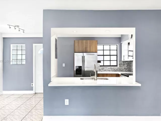 3-bedroom home for sale in Miami Beach - 7270 Gary Ave - MondialRealty