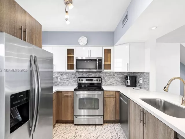 3-bedroom home for sale in Miami Beach - 7270 Gary Ave - MondialRealty