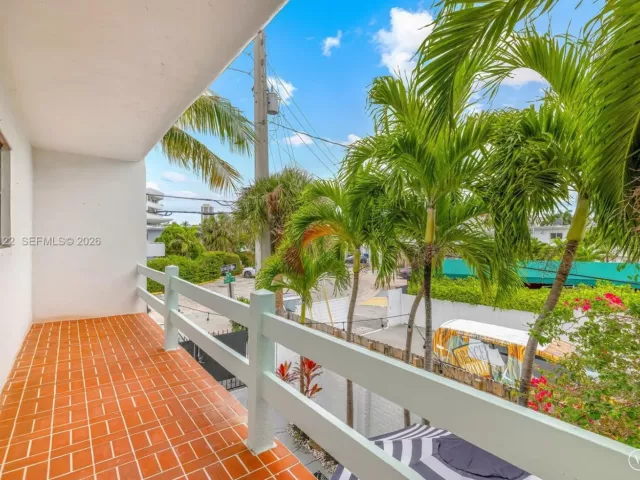 3-bedroom home for sale in Miami Beach - 7270 Gary Ave - MondialRealty