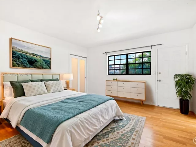 3-bedroom home for sale in Miami Beach - 7270 Gary Ave - MondialRealty