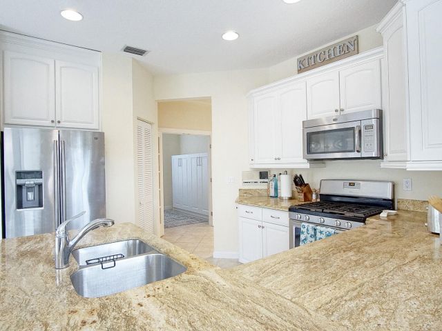 Home for rent at 8176 Quail Meadow Way - photo 6901945