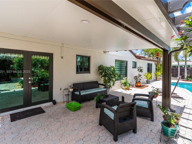 Home for sale at 5308 SW 117th Ave - photo 6900061