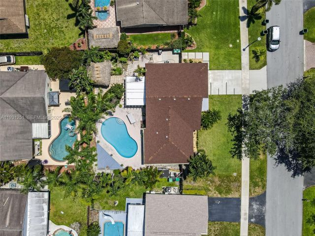 Home for sale at 5308 SW 117th Ave - photo 6900066