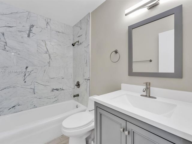 Home for rent at 2945 NW 68th St - photo 7514329