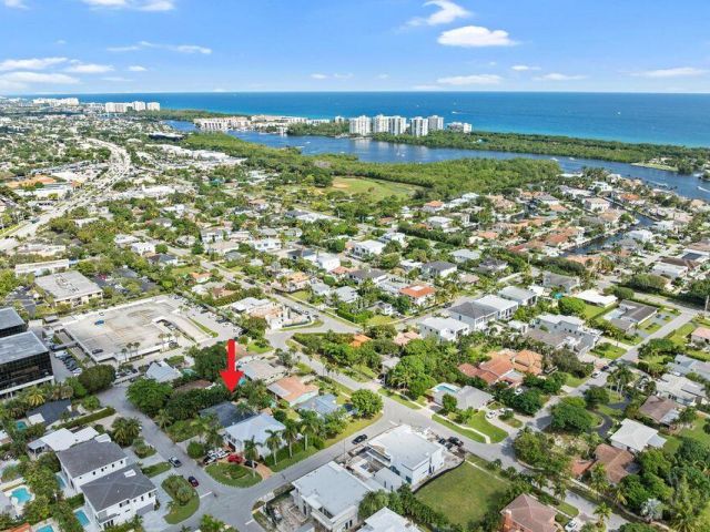 Home for rent at 1132 NE 3rd Avenue - photo 6901101