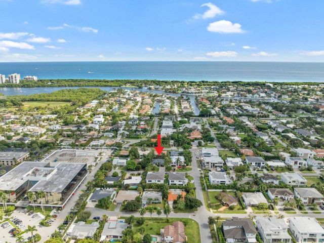 Home for rent at 1132 NE 3rd Avenue - photo 6901103