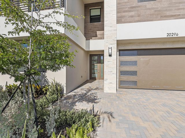 Home for rent at 20296 Somerset Hills Drive - photo 6902933