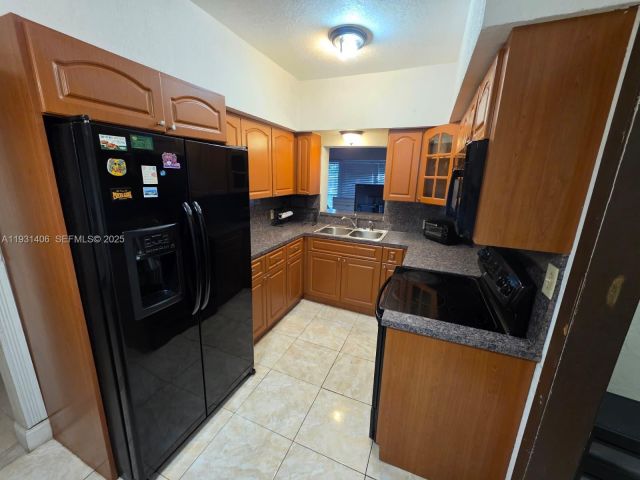 Home for sale at 530 NE 132nd Ter - photo 6928275