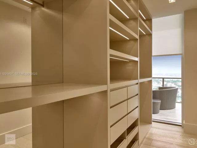 3-bedroom condo for rent in Bal Harbour - 9701 Collins Ave 2704S - MondialRealty