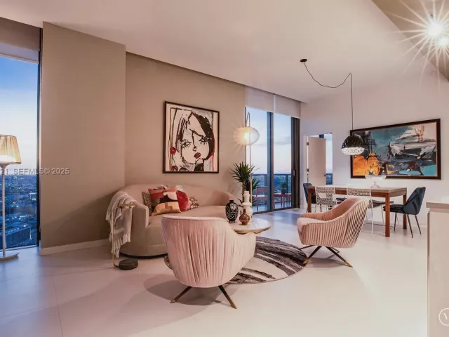 1-bedroom condo for sale in Miami - 501 NE 31st St PH4405 - MondialRealty