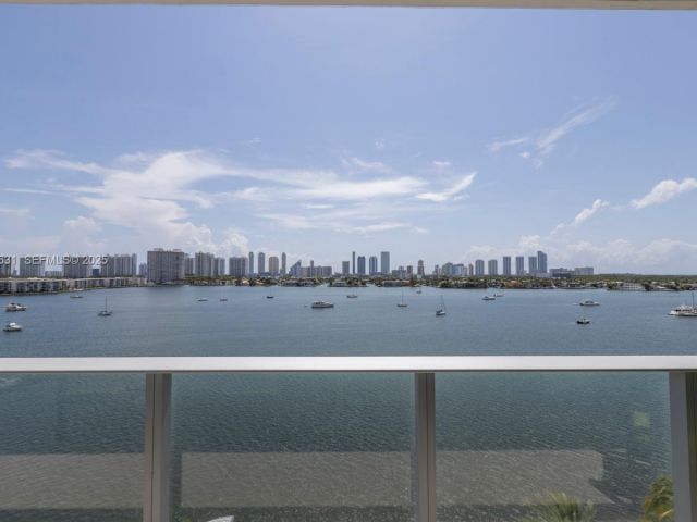 Apartment for sale  Unit #909 - photo 7503674
