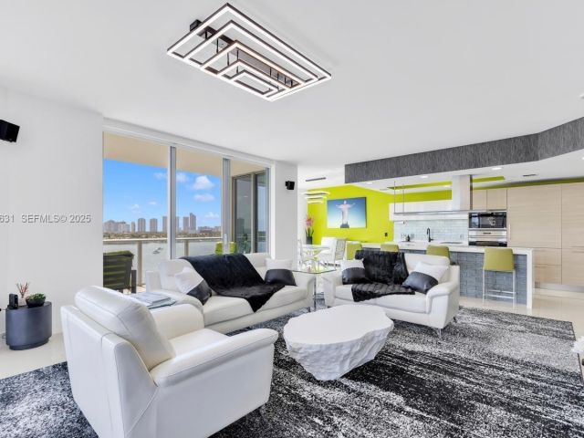 Apartment for sale  Unit #909 - photo 7503687