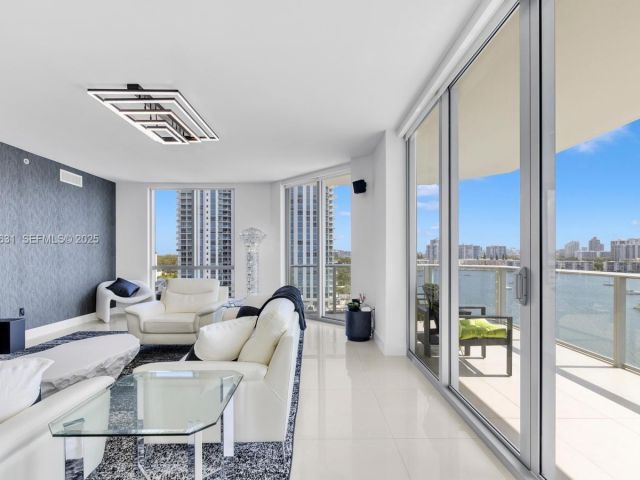 Apartment for sale  Unit #909 - photo 7503689