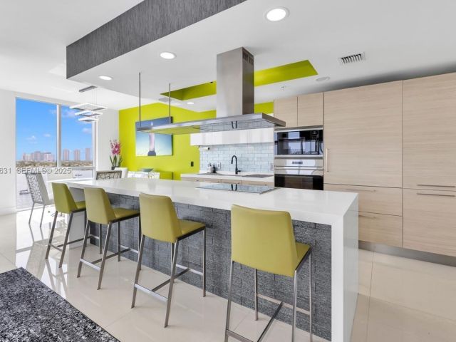 Apartment for sale  Unit #909 - photo 7503691