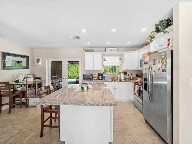 Home for sale at 301 Se 10th Court - photo 6904186