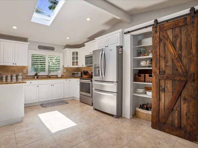 Home for rent at 1110 SW 15th Street - photo 6904252