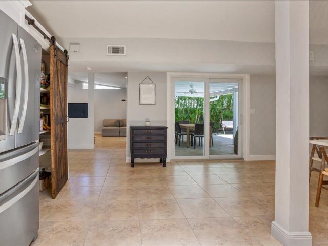Home for rent at 1110 SW 15th Street - photo 6904253