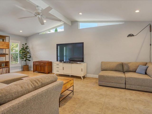 Home for rent at 1110 SW 15th Street - photo 6904260