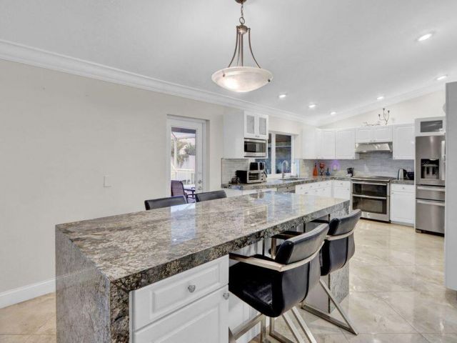 Home for rent at 2665 NW 41st Street - photo 6904243