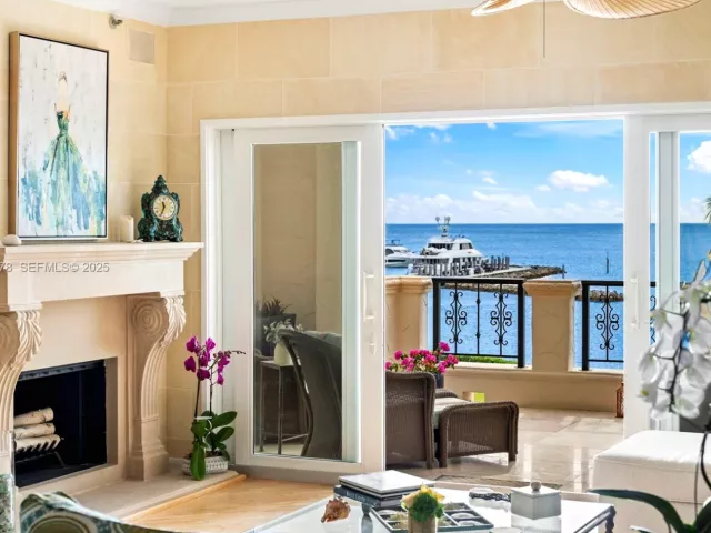 2-bedroom condo for rent in Miami Beach - 2332 Fisher Island Dr 4302 - MondialRealty