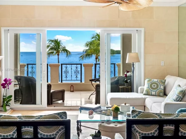 2-bedroom condo for rent in Miami Beach - 2332 Fisher Island Dr 4302 - MondialRealty