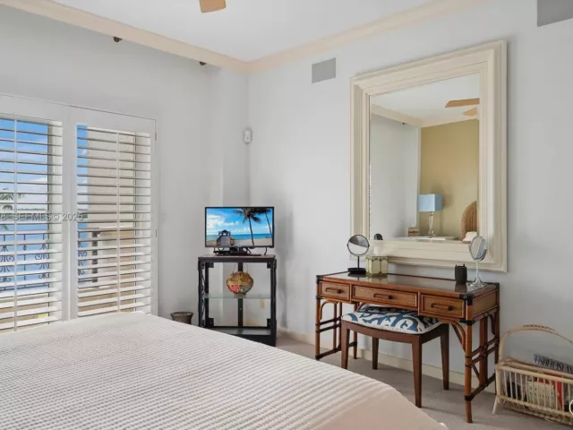 2-bedroom condo for rent in Miami Beach - 2332 Fisher Island Dr 4302 - MondialRealty