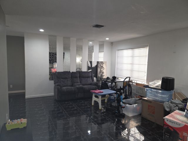 Home for rent at 1474 N Mangonia Circle - photo 6905778